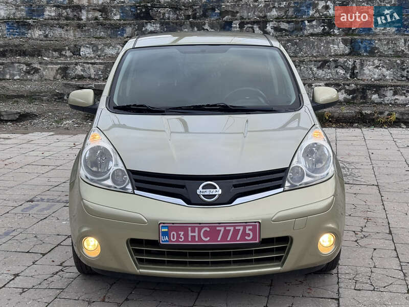 Хэтчбек Nissan Note 2009 в Полтаве