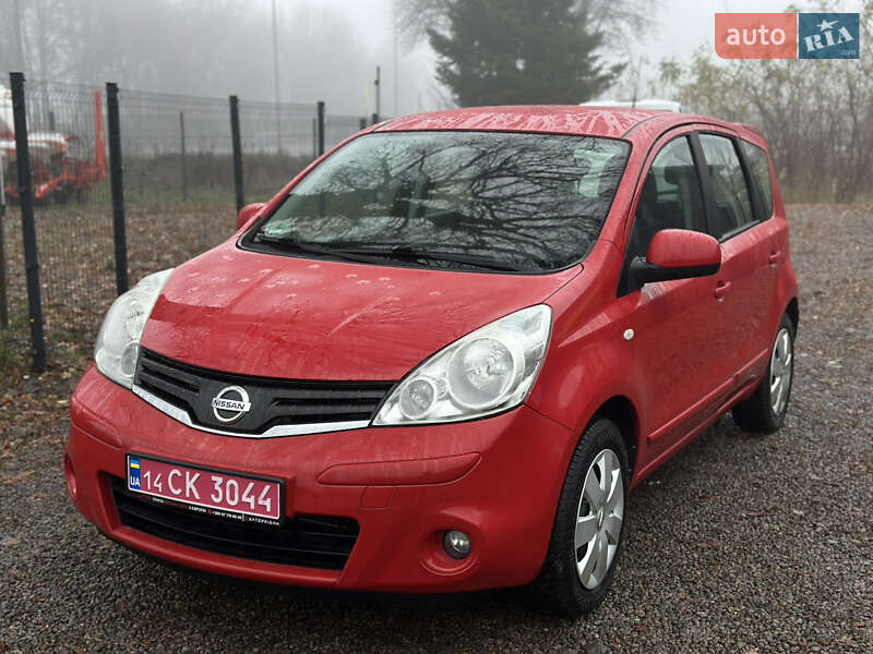 Хэтчбек Nissan Note 2010 в Виннице