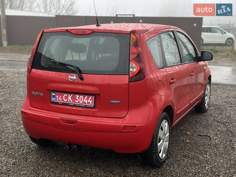 Хэтчбек Nissan Note 2010 в Виннице