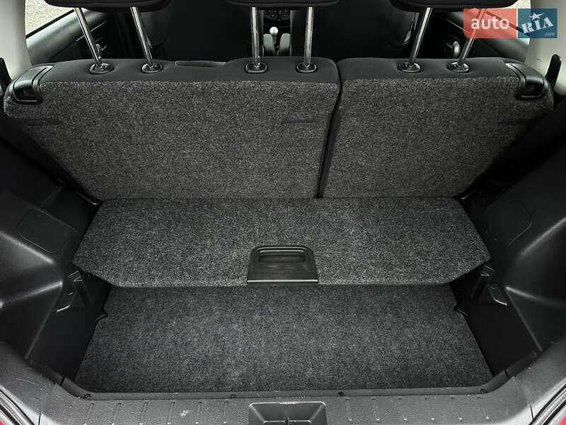 Хэтчбек Nissan Note 2010 в Виннице