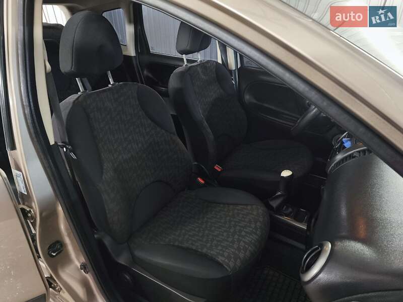 Хетчбек Nissan Note 2008 в Нетішині