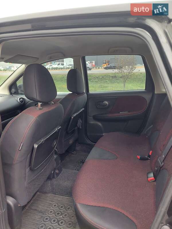 Хетчбек Nissan Note 2008 в Мукачевому