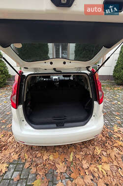 Хэтчбек Nissan Note 2012 в Днепре