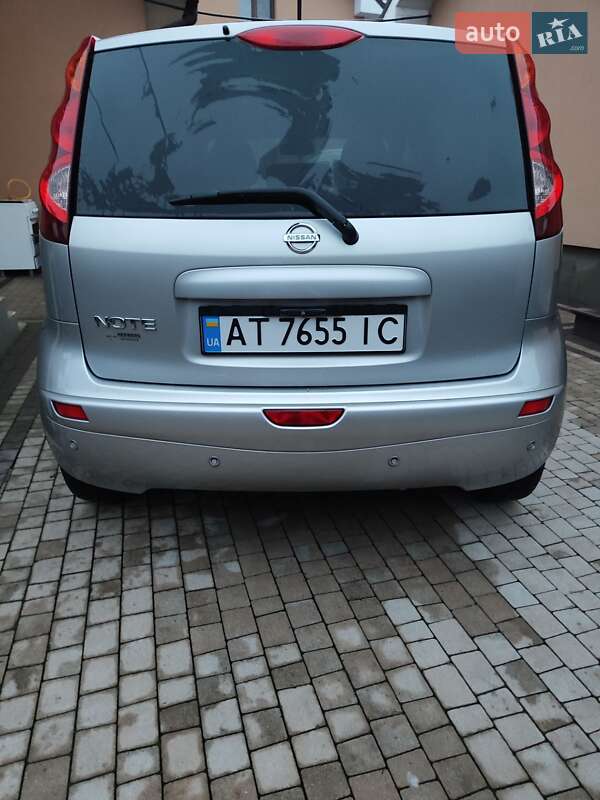 Хетчбек Nissan Note 2009 в Івано-Франківську