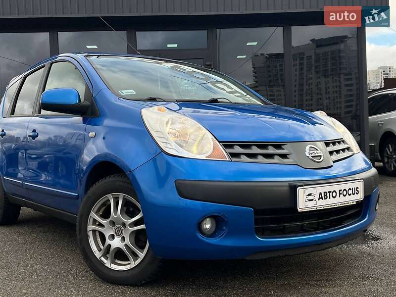 Хэтчбек Nissan Note 2006 в Киеве