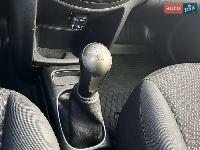 Хэтчбек Nissan Note 2006 в Киеве