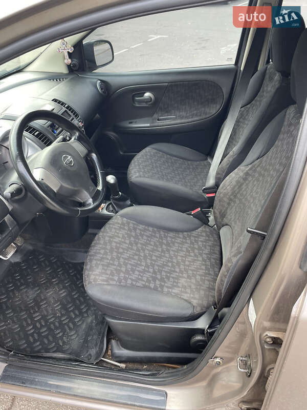 Хэтчбек Nissan Note 2006 в Кривом Роге фото 8 Хэтчбек Nissan Note 2006 в Кривом Роге