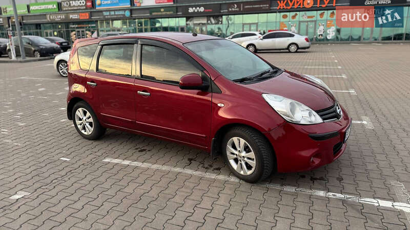 Хэтчбек Nissan Note 2011 в Киеве фото 9 Хэтчбек Nissan Note 2011 в Киеве