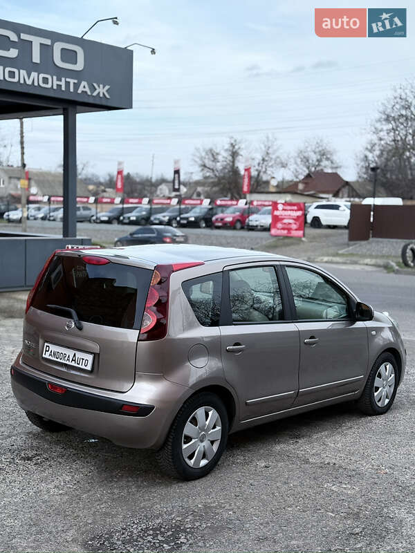 Хетчбек Nissan Note 2006 в Смілі