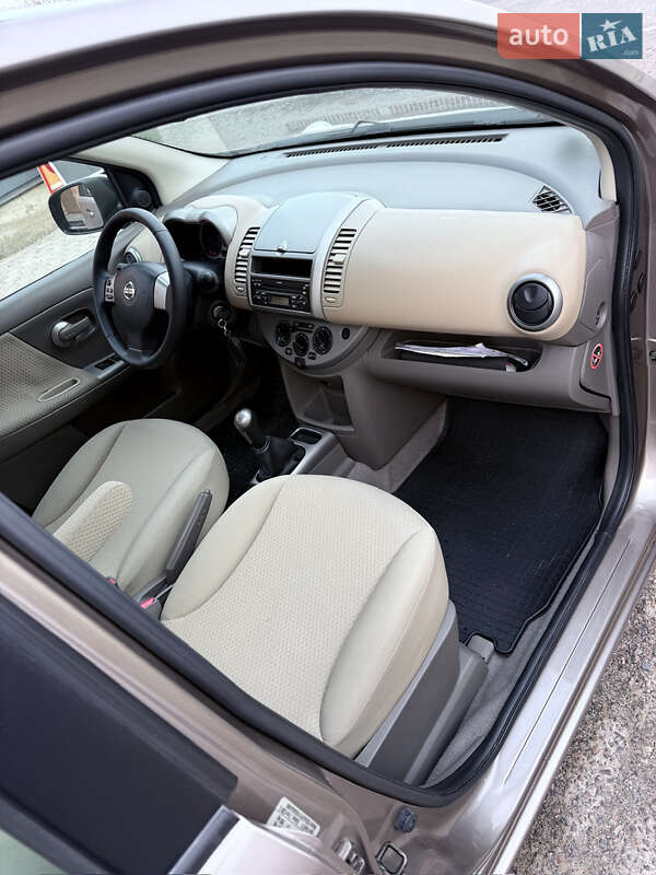 Хетчбек Nissan Note 2006 в Смілі