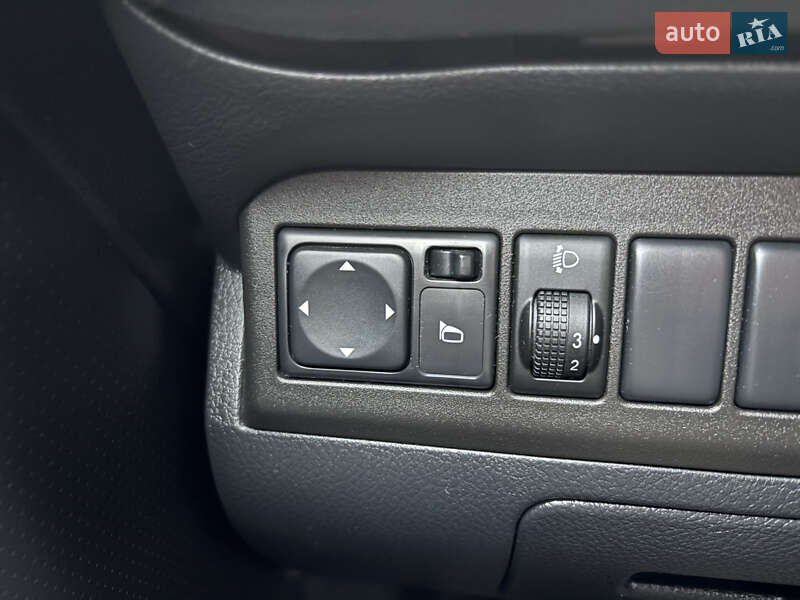 Хетчбек Nissan Note 2008 в Хоролі фото 48 Хетчбек Nissan Note 2008 в Хоролі