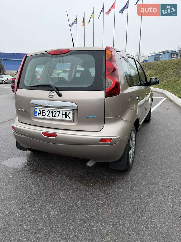 Хэтчбек Nissan Note 2010 в Виннице фото 9 Хэтчбек Nissan Note 2010 в Виннице