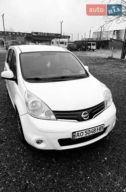 Хетчбек Nissan Note 2010 в Виноградові