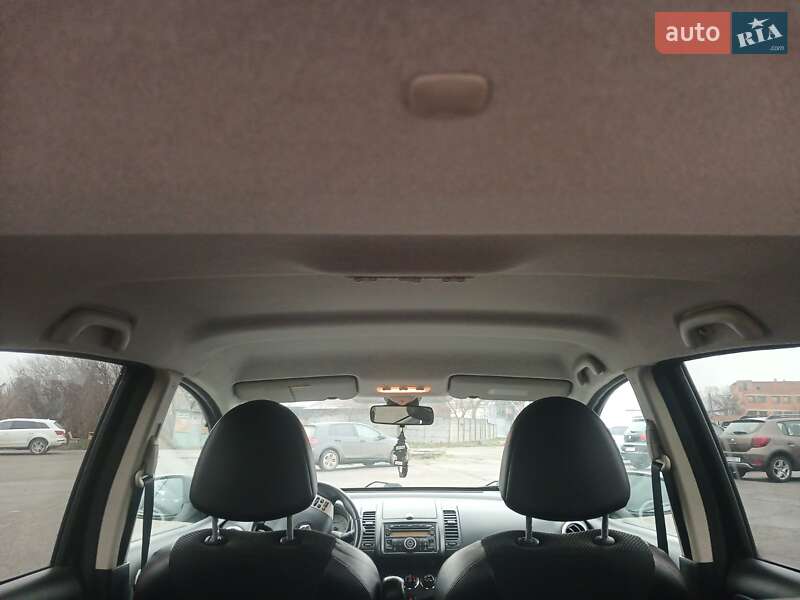 Хетчбек Nissan Note 2008 в Лубнах фото 7 Хетчбек Nissan Note 2008 в Лубнах