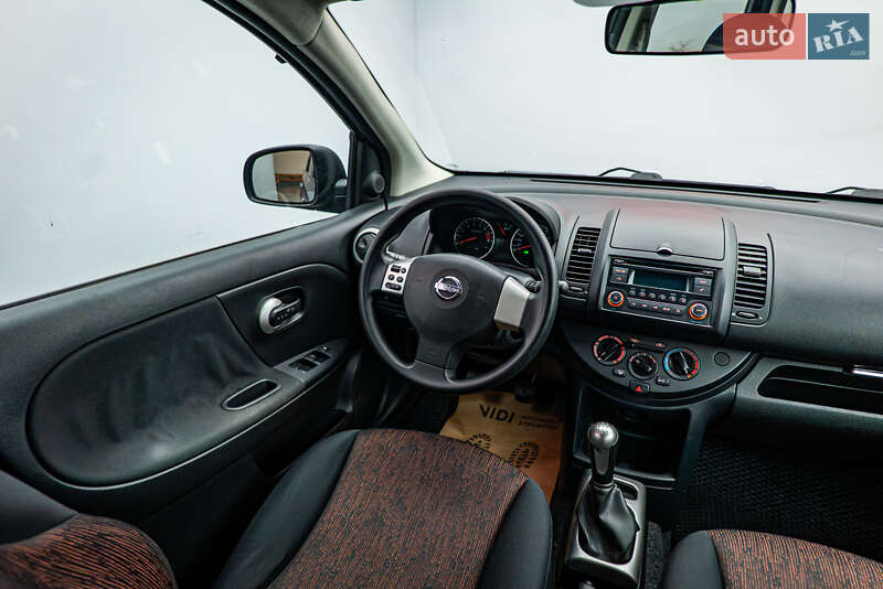 Хетчбек Nissan Note 2011 в Києві