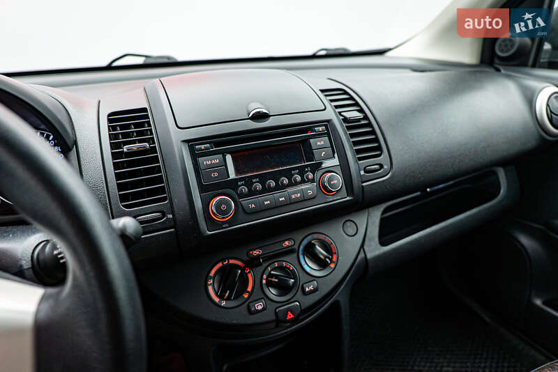 Хетчбек Nissan Note 2011 в Києві