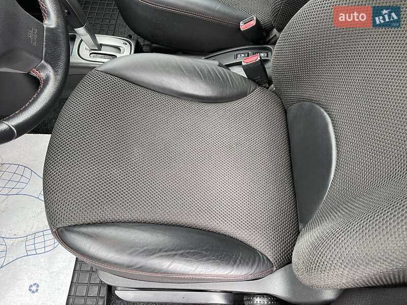 Хэтчбек Nissan Note 2007 в Киеве