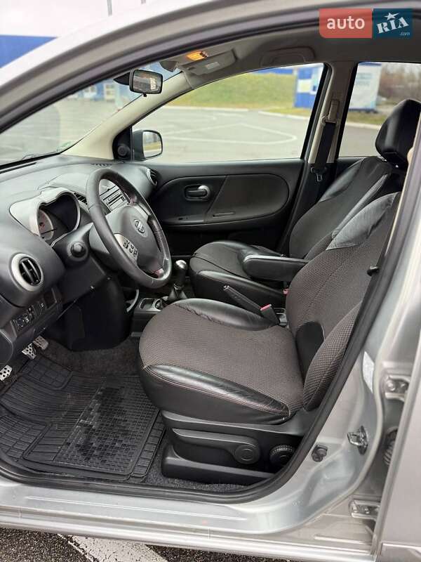 Хэтчбек Nissan Note 2008 в Киеве фото 10 Хэтчбек Nissan Note 2008 в Киеве