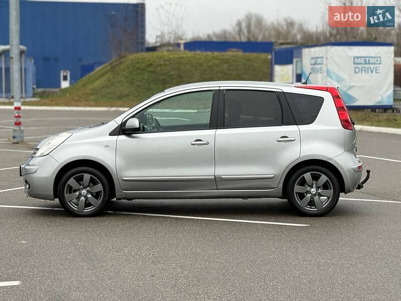 Хэтчбек Nissan Note 2008 в Киеве фото 5 Хэтчбек Nissan Note 2008 в Киеве
