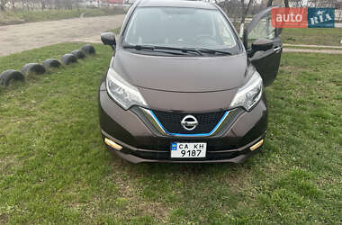 Хэтчбек Nissan Note 2017 в Умани