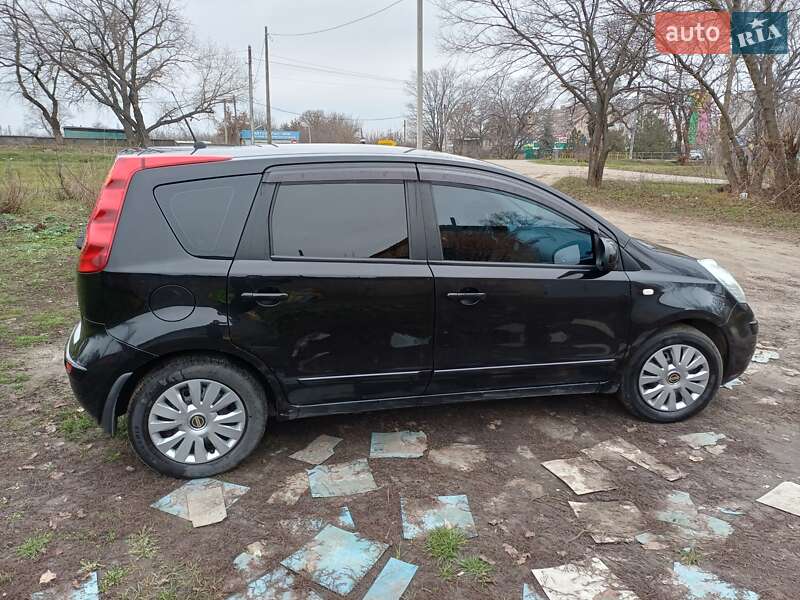 Хэтчбек Nissan Note 2007 в Александрие фото 4 Хэтчбек Nissan Note 2007 в Александрие