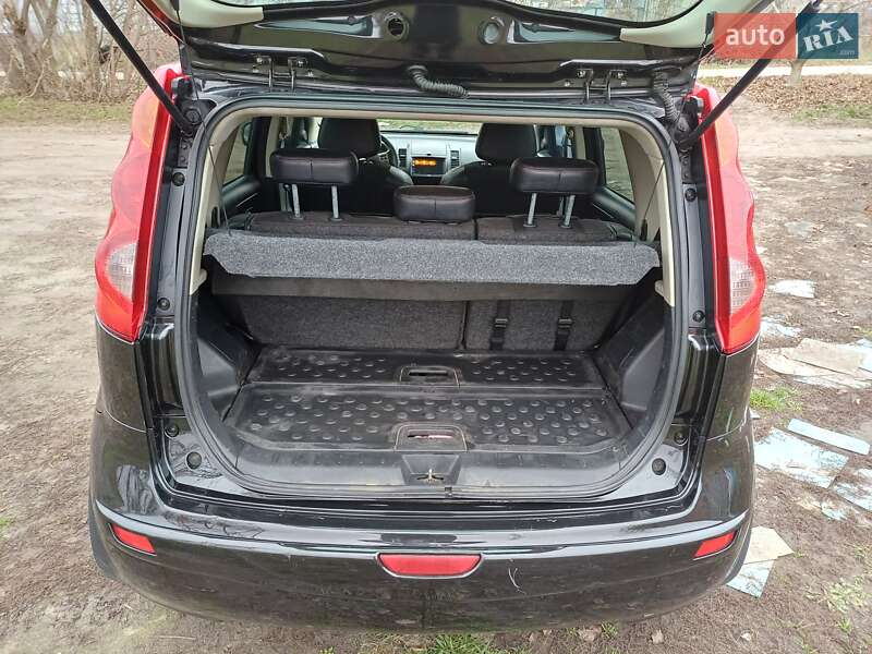 Хэтчбек Nissan Note 2007 в Александрие фото 8 Хэтчбек Nissan Note 2007 в Александрие