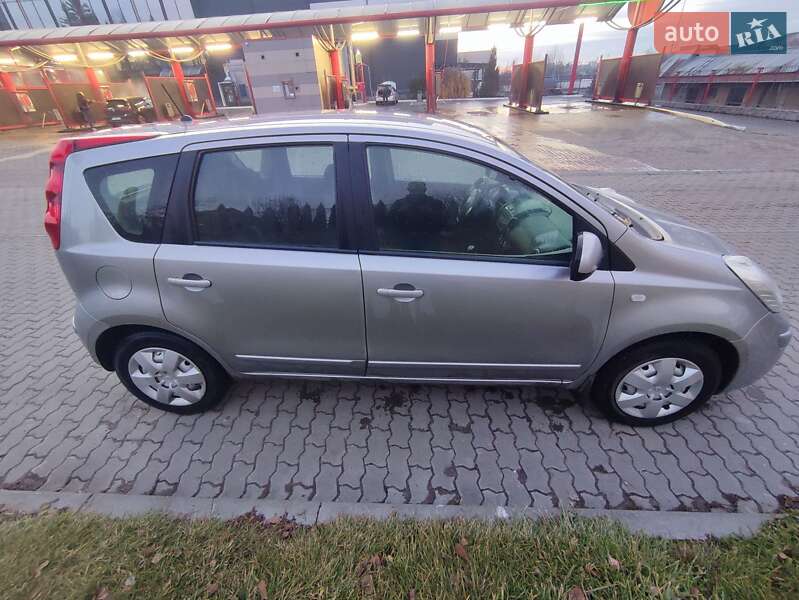 Хетчбек Nissan Note 2007 в Львові