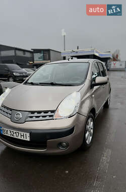 Хэтчбек Nissan Note 2006 в Киеве