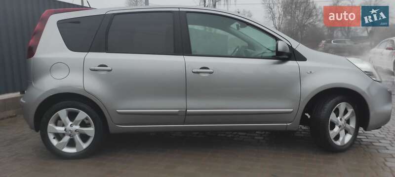 Хэтчбек Nissan Note 2009 в Житомире