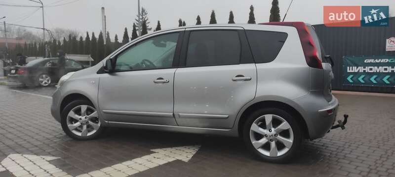 Хэтчбек Nissan Note 2009 в Житомире
