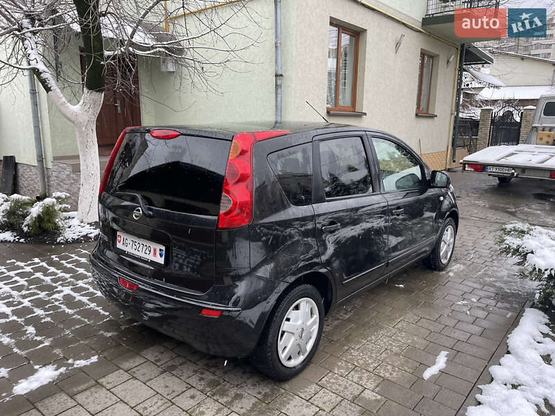 Хэтчбек Nissan Note 2006 в Ивано-Франковске