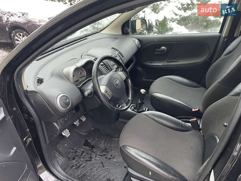 Хэтчбек Nissan Note 2006 в Ивано-Франковске
