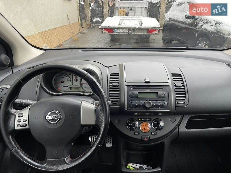 Хэтчбек Nissan Note 2006 в Ивано-Франковске