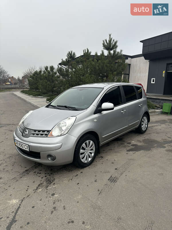 2008 Nissan Note, VIN SJNFCAE11U1274337:plate — фото 1 (autoria)