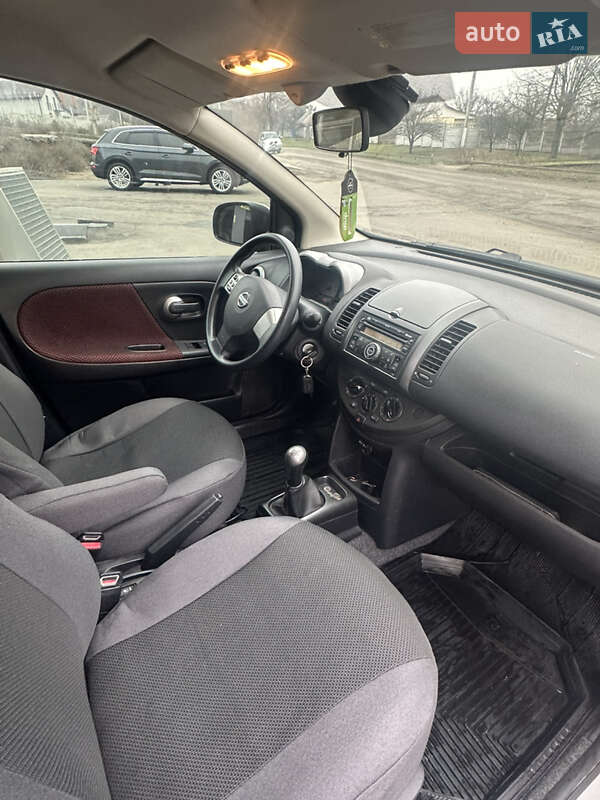 Хэтчбек Nissan Note 2008 в Днепре