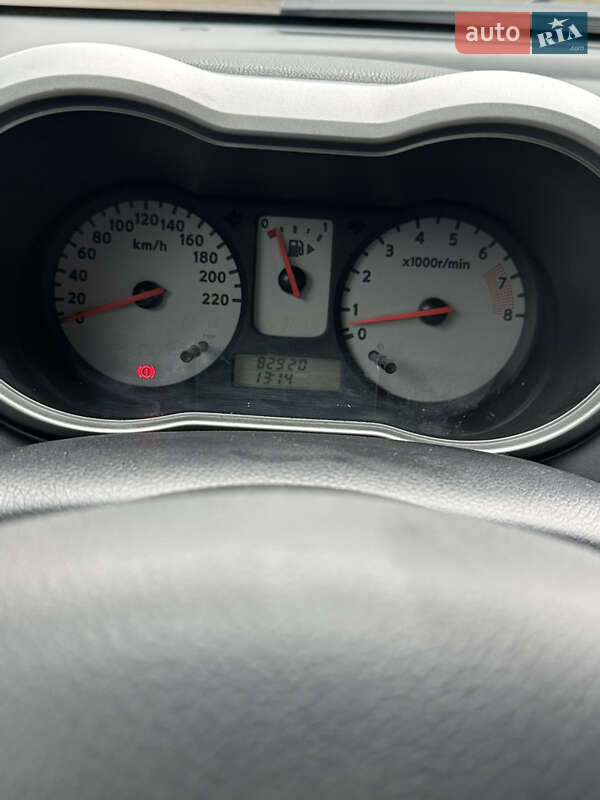 Хэтчбек Nissan Note 2008 в Днепре