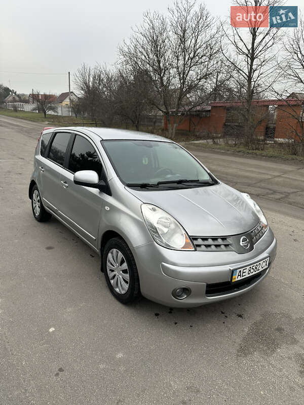 Хэтчбек Nissan Note 2008 в Днепре