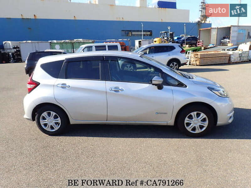 Хетчбек Nissan Note 2020 в Києві фото 6 Хетчбек Nissan Note 2020 в Києві