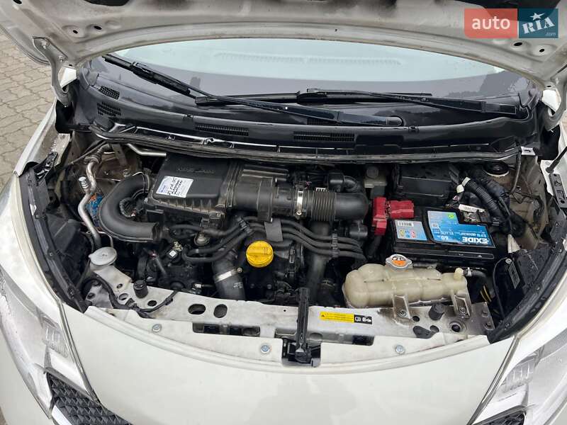 Хэтчбек Nissan Note 2013 в Луцке