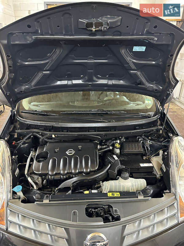 Хэтчбек Nissan Note 2008 в Хороле