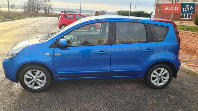 Хетчбек Nissan Note 2010 в Миколаєві фото 6 Хетчбек Nissan Note 2010 в Миколаєві