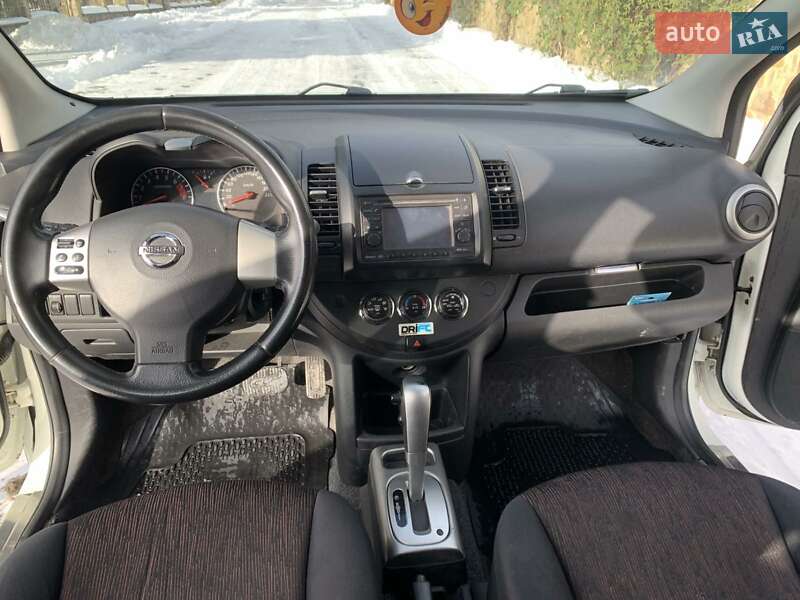 Хэтчбек Nissan Note 2010 в Черновцах