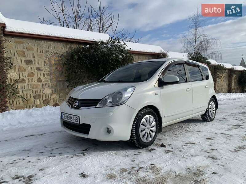 Хэтчбек Nissan Note 2010 в Черновцах