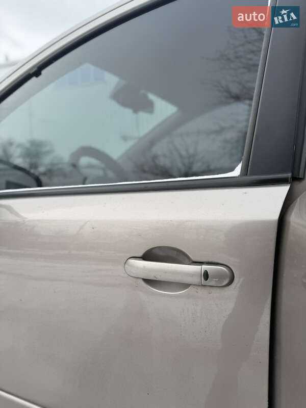 Хэтчбек Nissan Note 2007 в Измаиле