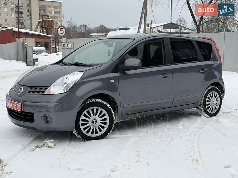 Хэтчбек Nissan Note 2008 в Луцке