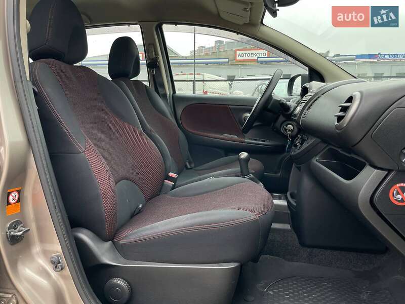 Хэтчбек Nissan Note 2007 в Киеве