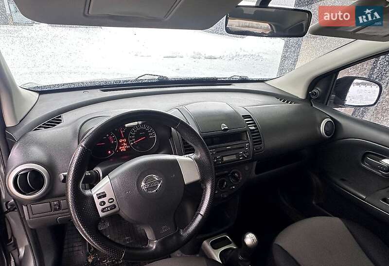 Хетчбек Nissan Note 2011 в Рожнятові фото 4 Хетчбек Nissan Note 2011 в Рожнятові