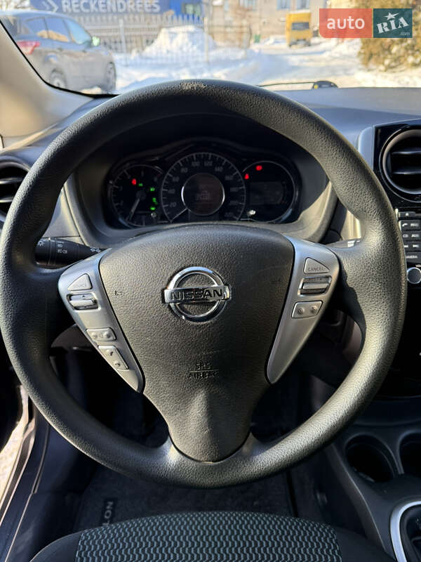 Хэтчбек Nissan Note 2013 в Луцке