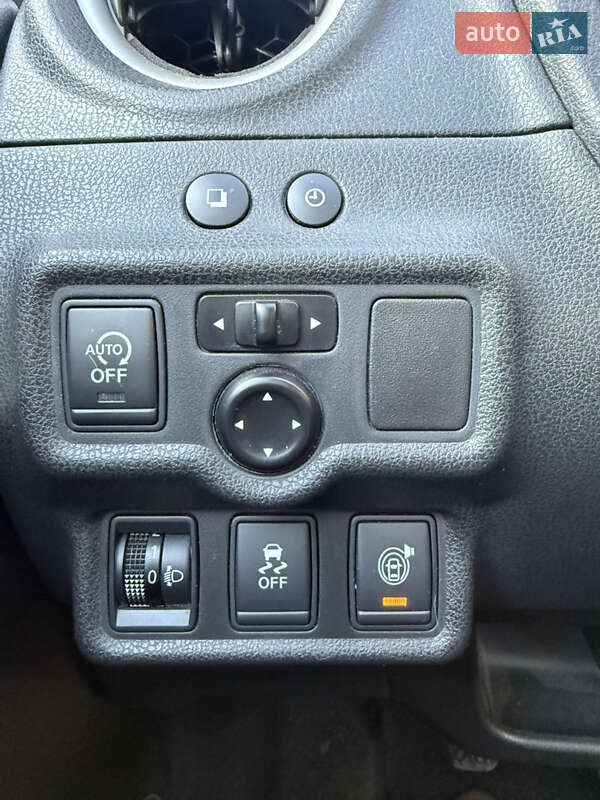 Хэтчбек Nissan Note 2013 в Луцке