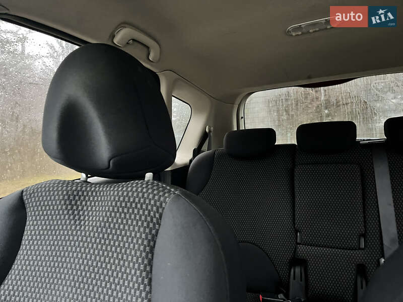 Хэтчбек Nissan Note 2007 в Збараже